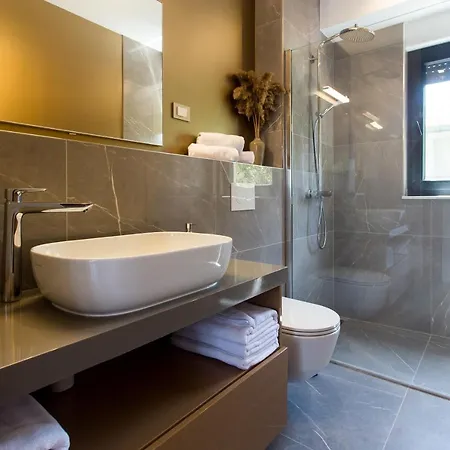 شقة Beachfront House Olbia With Private Parking