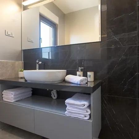 Beachfront House Olbia With Private Parking Daire