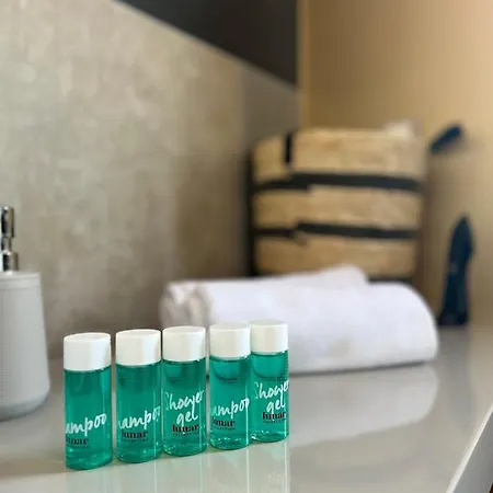 Beachfront House Olbia With Private Parking شقة تروغير