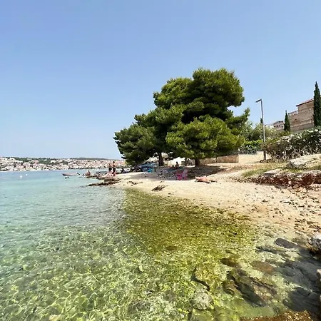 Beachfront House Olbia With Private Parking شقة