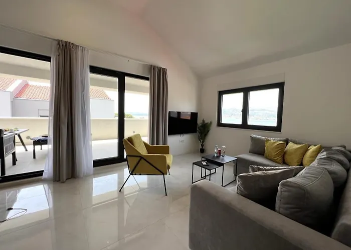 Beachfront House Olbia With Private Parking