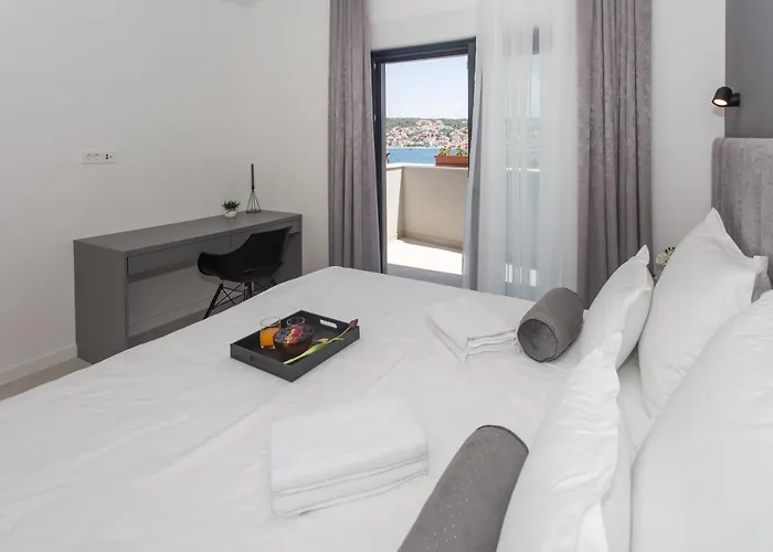 Beachfront House Olbia With Private Parking Trogir