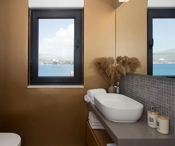 Beachfront House Olbia With Private Parking Apartment